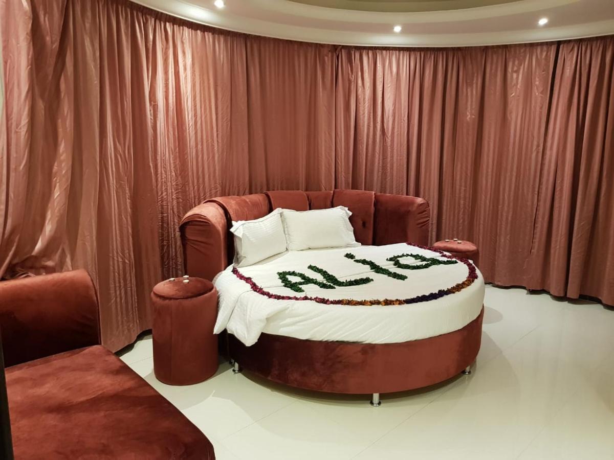 فندق الميثاق بواسطة سما ستار Riyad Extérieur photo